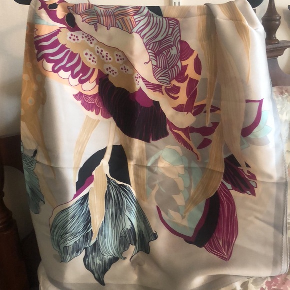 Brand New Scarf Brand New 100% silk - Picture 2 of 10
